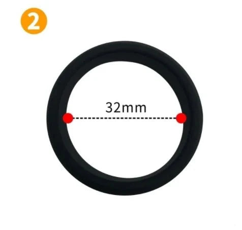 A product image of a black flat cock ring band of 32 mm internal diameter and the number 2 in a yellow circle